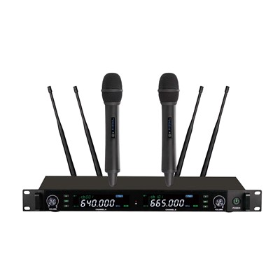 索迪/SODEEP  U-8000 麥克 高功率6小時(shí)，低功率10個(gè)小時(shí) 頻率范圍： 600-700MHZ 供電量： 12V DC 